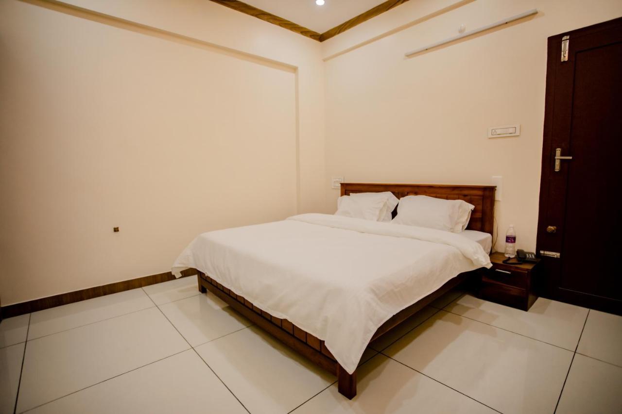 ורקלה Cliff Way Apartments מראה חיצוני תמונה